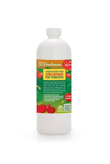 Plant Growth Superfood for Tomatoes with 18 Essential Vitamins & Minerals - Organic Plant Food Fertilizer - Micro-Fungi and Bio-Organisms for Tomato Plant Care & Growth Enhancement - 32oz