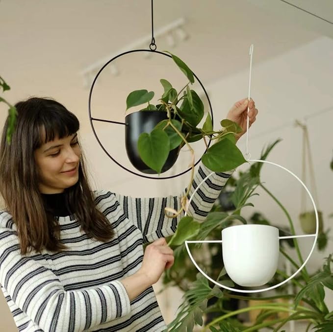 2 Pcs Hanging Planters for Indoor and Outdoor Plants with Hooks and Chains Metal Modern Wall Ceiling Planter Hangers Minimalist Flower Pot Holder Basket for Home Decor,Black